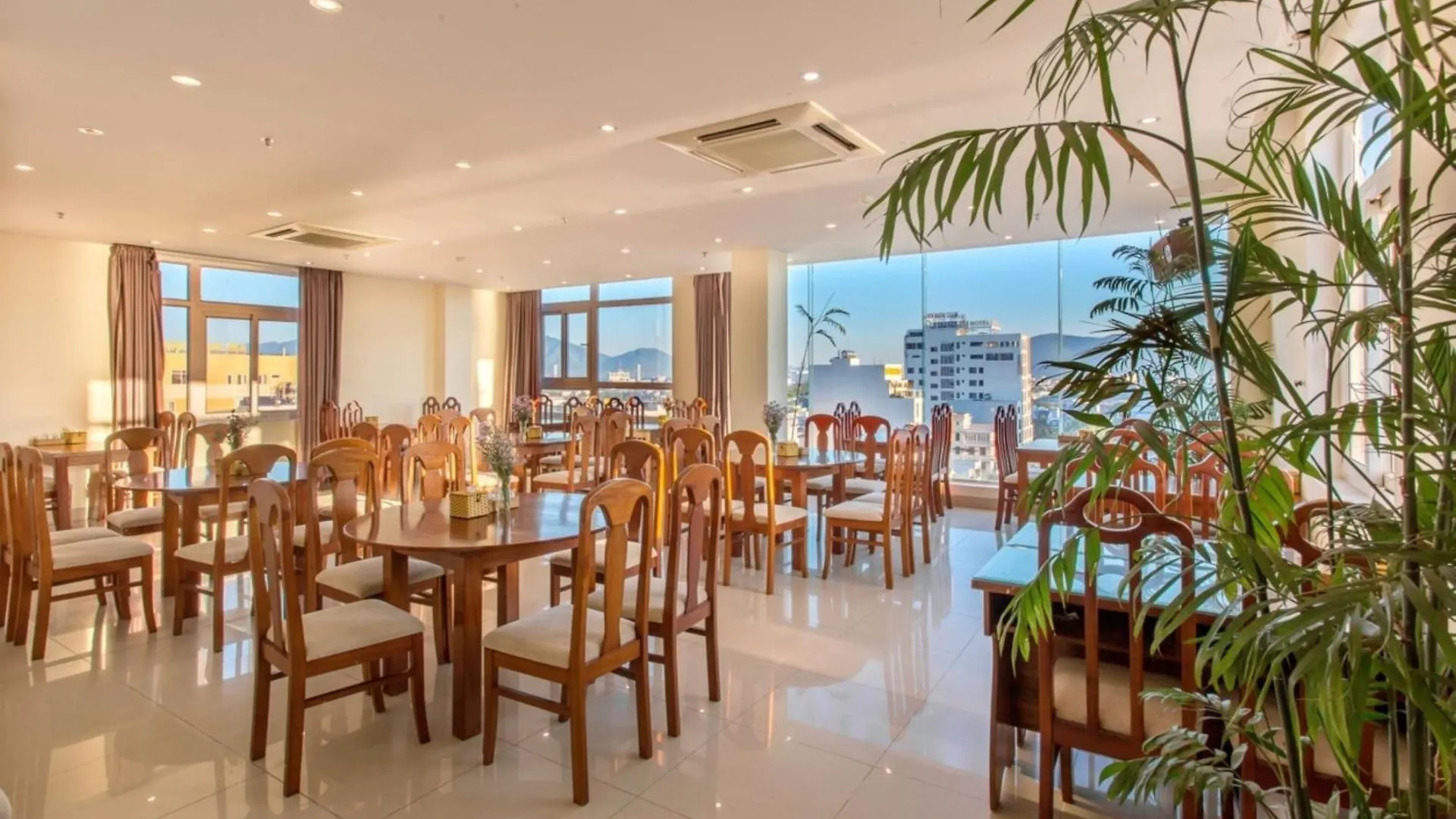Sunview Beach Hotel Danang Đà Nẵng